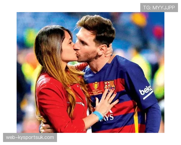 梅西晒家里泳池，我家浴缸突然觉得很没出息